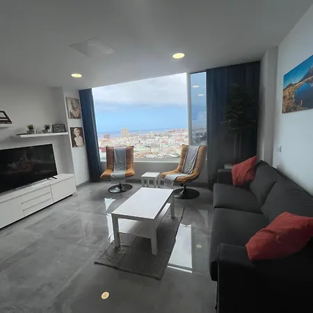 Modern Loft Palmas Views 2 En-suite *
